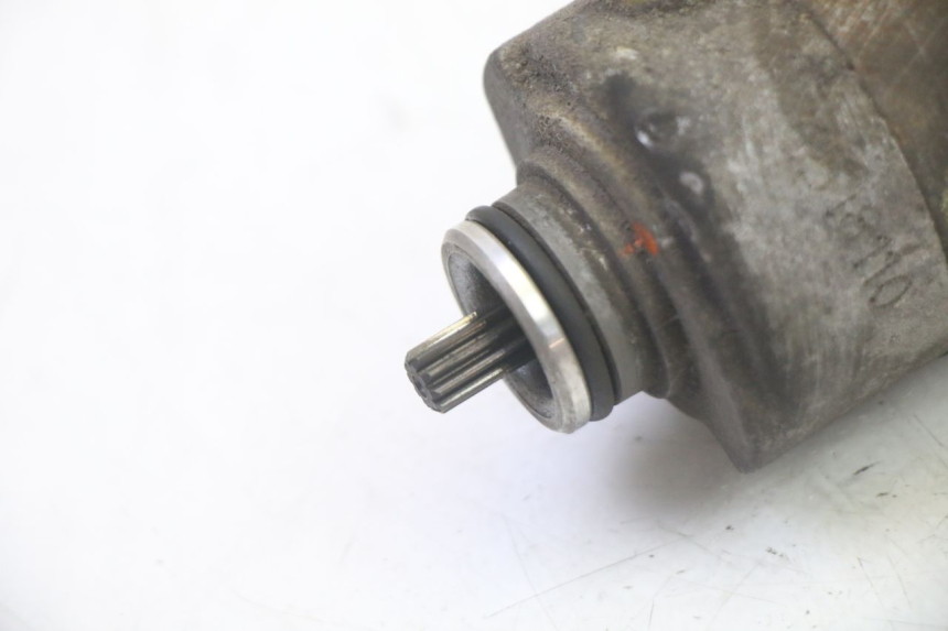 photo de STARTMOTOR SYM CROX 4T 50 (2016 - 2023) - Detail van het onderdeel