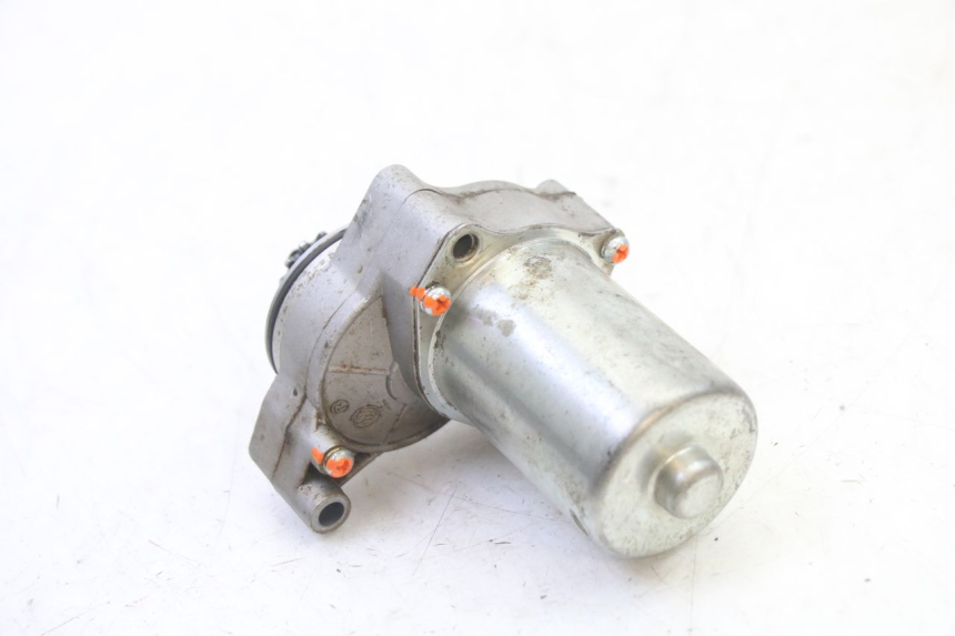 photo de STARTMOTOR SPEEDY DELUXE 125 - Technische close-up