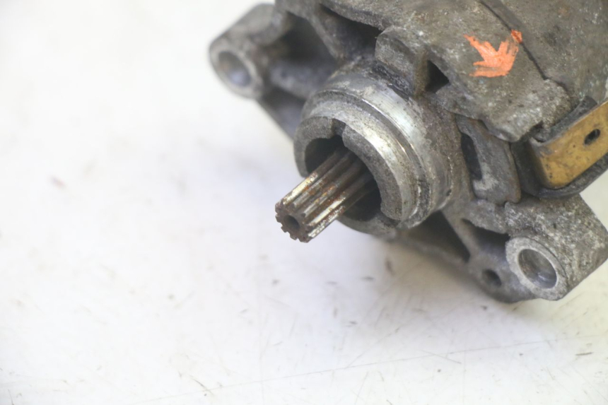 photo de STARTMOTOR PEUGEOT DJANGO 4T 50 (2014 - 2019) - Zoom op gebruiksstaat