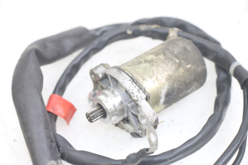 photo de STARTMOTOR GILERA DNA 50 (2000 - 2007) - Zoom op gebruiksstaat