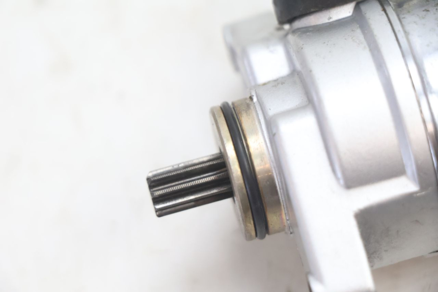 photo de STARTMOTOR KEEWAY F-ACT NAKED 50 (2009 - 2014) - Zoom op gebruiksstaat