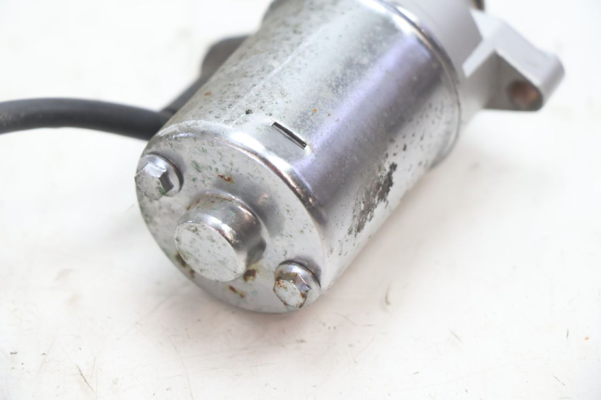 photo de STARTMOTOR KEEWAY F-ACT NAKED 50 (2009 - 2014) - Bevestigingspunten