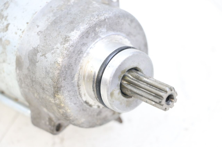 photo de STARTMOTOR YAMAHA FJR ABS 1300 (2006 - 2012) - Detail van het onderdeel