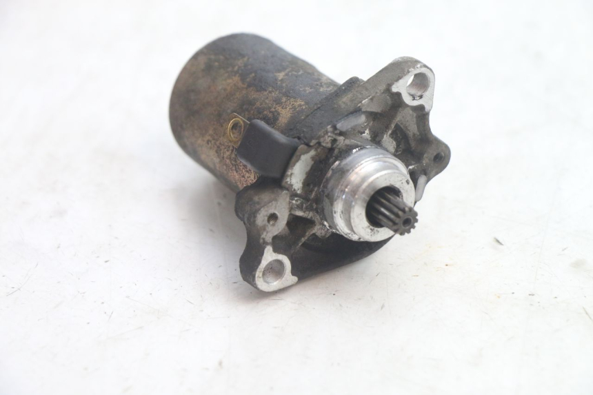 photo de STARTMOTOR PIAGGIO FLY 2T 50 (2004 - 2017) - Andere kijkhoek
