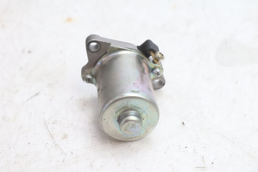 photo de STARTMOTOR PIAGGIO FLY 2T 50 (2004 - 2017) - Bevestigingspunten