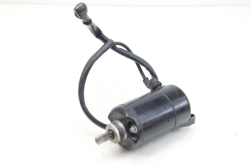 photo de STARTMOTOR YAMAHA FZS FAZER 600 (2001 - 2003) - Hoofdaanzicht