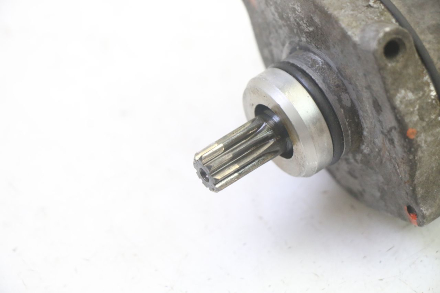 photo de STARTMOTOR KAWASAKI GPX R WARBIRD 600 (1988 - 1993) - Detail van het onderdeel