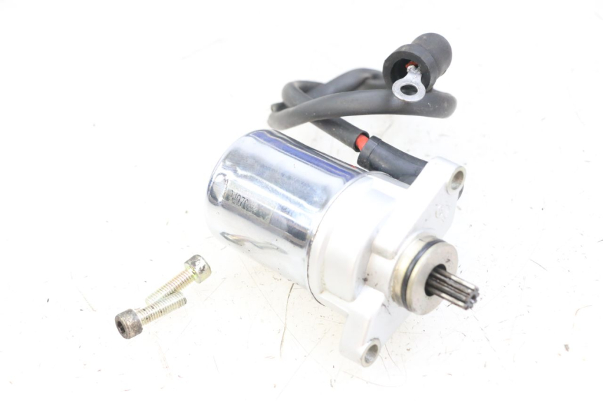 photo de STARTMOTOR KEEWAY HURRICANE 50 (2006 - 2019) - Hoofdaanzicht