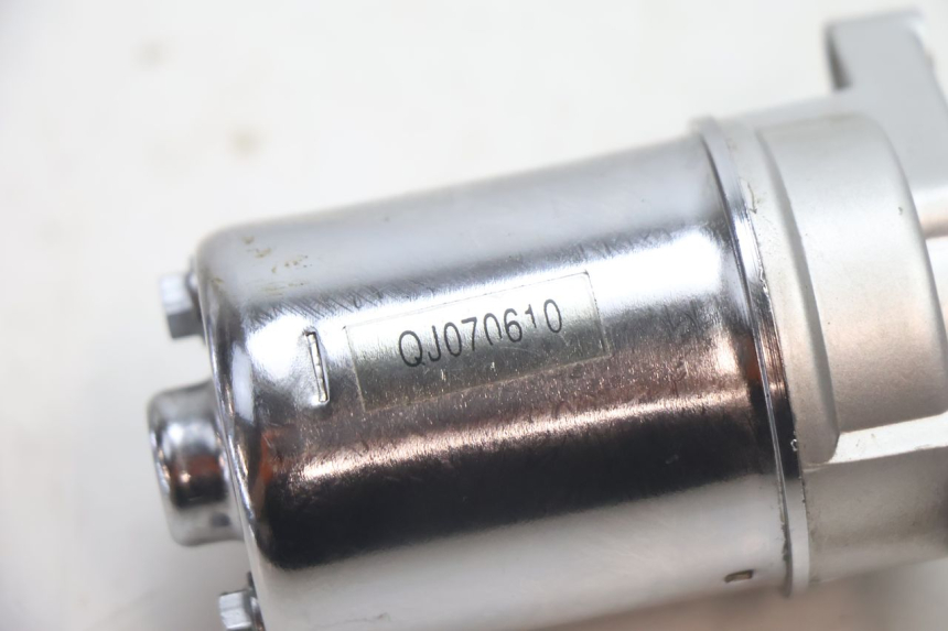 photo de STARTMOTOR KEEWAY HURRICANE 50 (2006 - 2019) - Andere kijkhoek