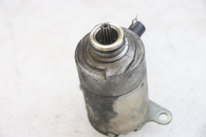 photo de STARTMOTOR SYM JET 14 4T 50 (2018 - 2022) - Detail van het onderdeel