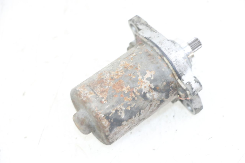 photo de STARTMOTOR PEUGEOT JET FORCE CARBU 50 (2003 - 2016) - Detail van het onderdeel