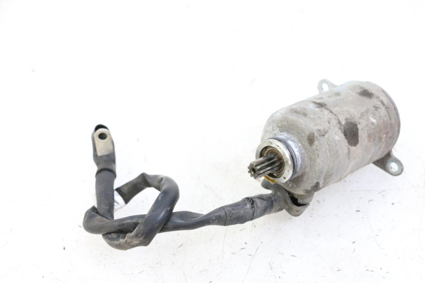 photo de STARTMOTOR SYM JOYMAX 125 (2010 - 2017) - Detail van het onderdeel