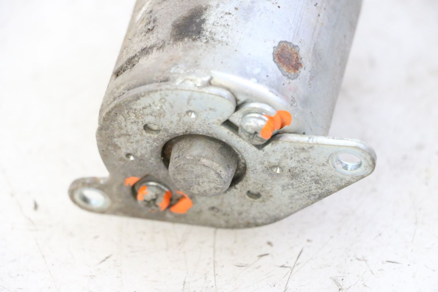 photo de STARTMOTOR SYM JOYMAX 125 (2010 - 2017) - Zoom op gebruiksstaat