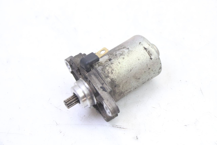 photo de STARTMOTOR PEUGEOT KISBEE 2T 50 (2018 - 2022) - Hoofdaanzicht