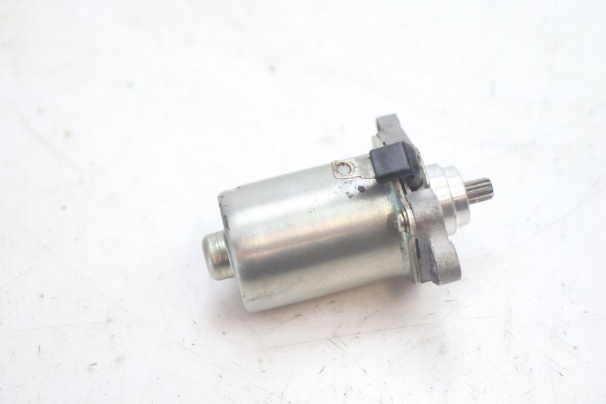 photo de STARTMOTOR PEUGEOT KISBEE 2T 50 (2010 - 2017) - Technische close-up