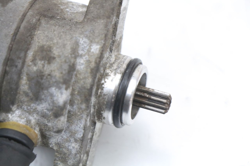 photo de STARTMOTOR PEUGEOT KISBEE 4T 50 (2018 - 2022) - Detail van het onderdeel