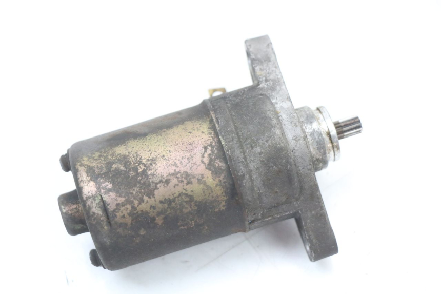 photo de STARTMOTOR PEUGEOT KISBEE 4T 50 (2018 - 2022) - Hoofdaanzicht