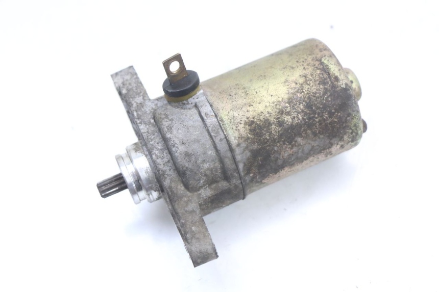 photo de STARTMOTOR PEUGEOT KISBEE 4T 50 (2018 - 2022) - Hoofdaanzicht