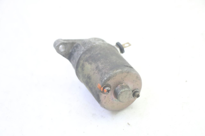 photo de STARTMOTOR PEUGEOT KISBEE 4T 50 (2018 - 2022) - Bevestigingspunten