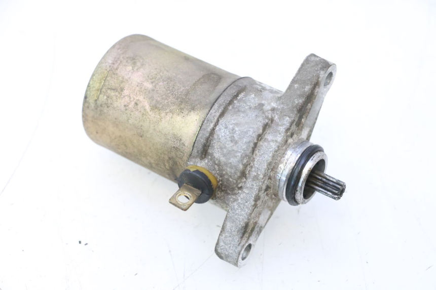 photo de STARTMOTOR PEUGEOT KISBEE 4T 50 (2023 - 2026) - Hoofdaanzicht