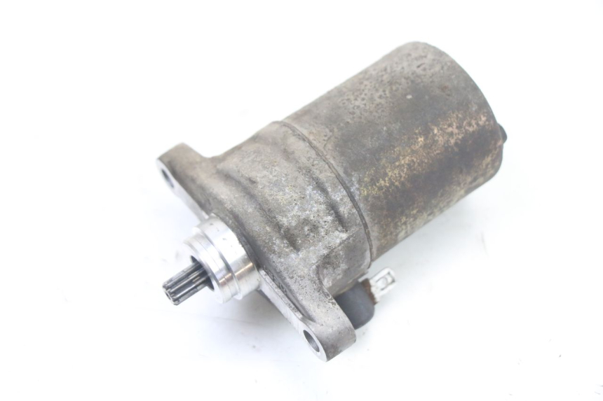 photo de STARTMOTOR KYMCO AGILITY 4T 50 (2018 - 2022) - Zoom op gebruiksstaat