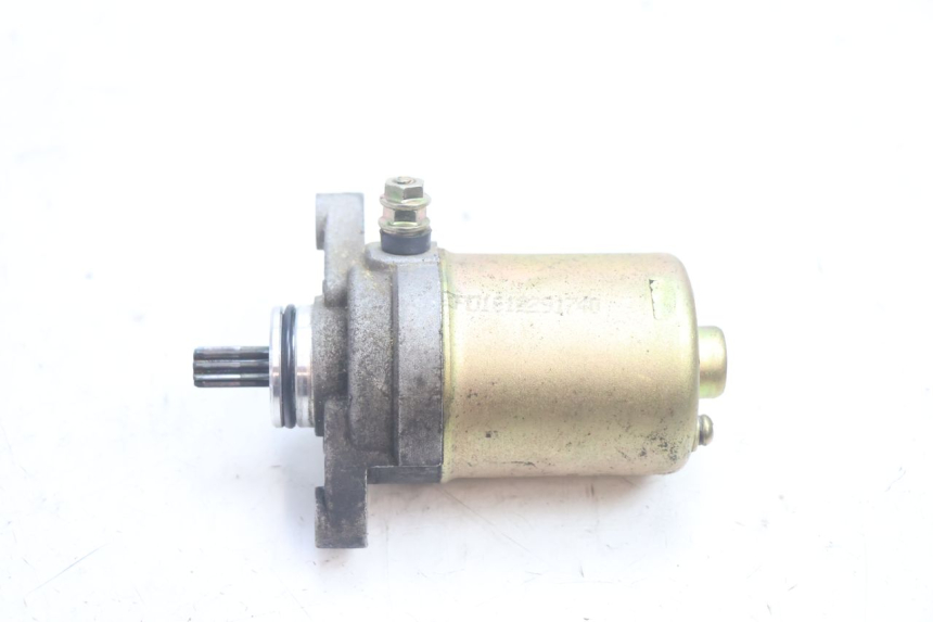 photo de STARTMOTOR LONGJIA LJ50QT 8M 2T 50 (2010 - 2017) - Hoofdaanzicht