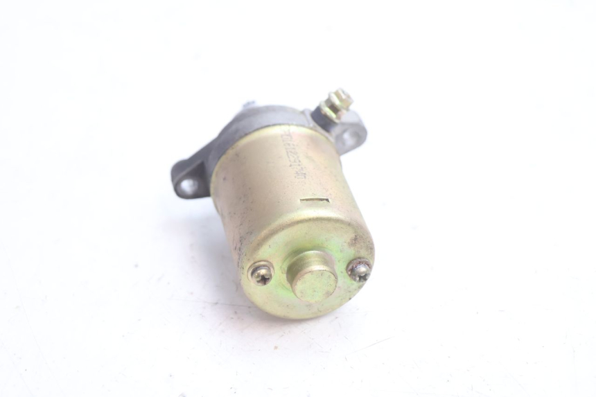 photo de STARTMOTOR LONGJIA LJ50QT 8M 2T 50 (2010 - 2017) - Bevestigingspunten