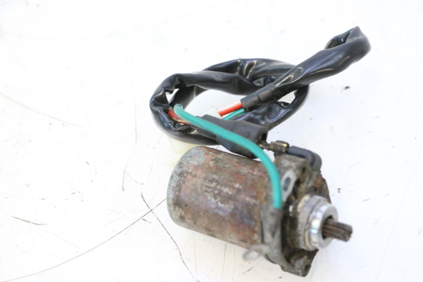 photo de STARTMOTOR PEUGEOT LUDIX 50 (2008 - 2017) - Detail van het onderdeel