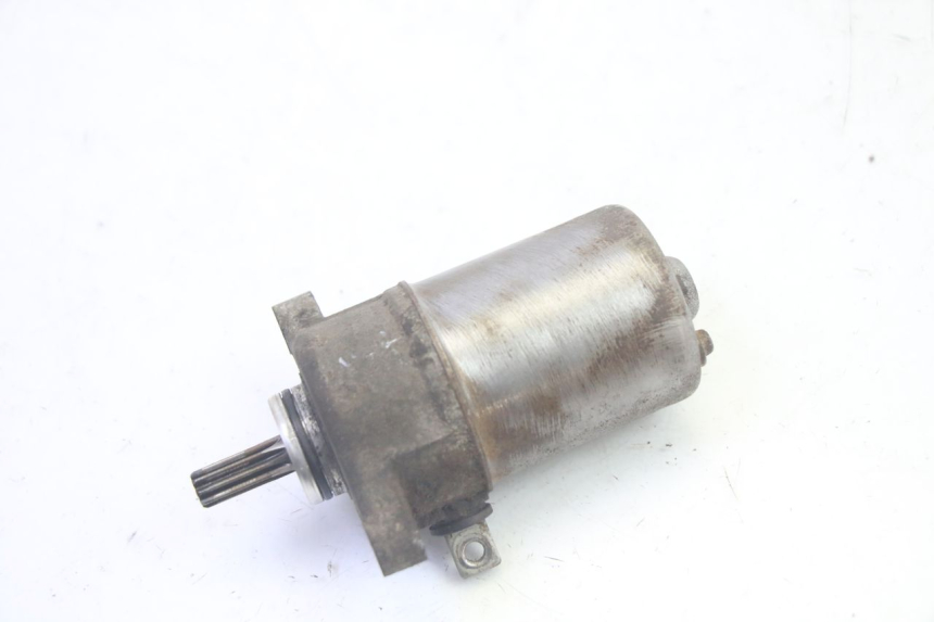 photo de STARTMOTOR YAMAHA NEOS NEO'S 4T 50 (2008 - 2016) - Zoom op gebruiksstaat