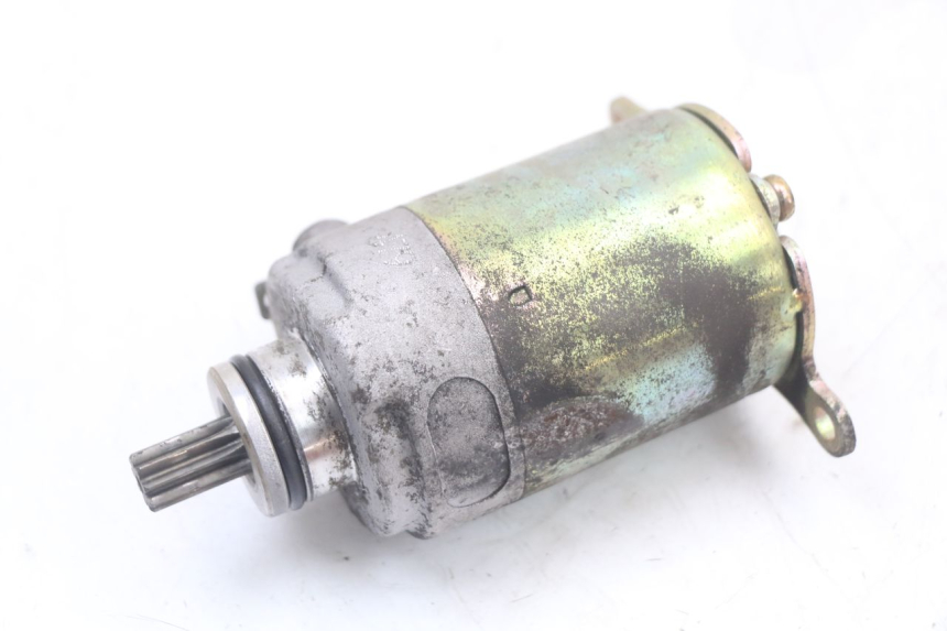 photo de STARTMOTOR PEUGEOT DJANGO 125 (2014 - 2017) - Zoom op gebruiksstaat