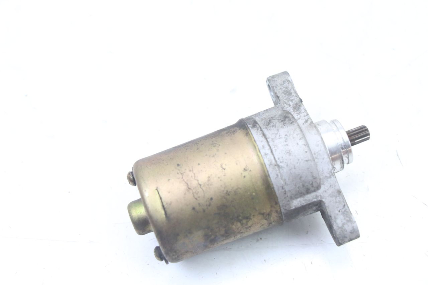 photo de STARTMOTOR PEUGEOT KISBEE 4T 50 (2018 - 2022) - Technische close-up