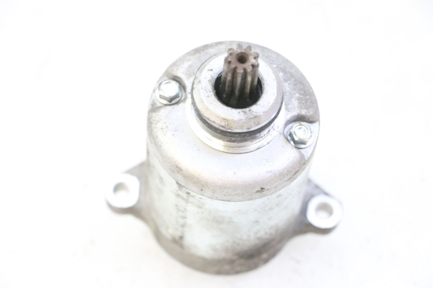 photo de STARTMOTOR PIAGGIO VESPA LX 150 (2005 - 2013) - Andere kijkhoek