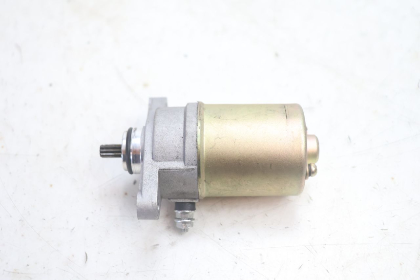 photo de STARTMOTOR JM MOTORS R-MAX TECH 50 (2024 - 2026) - Zoom op gebruiksstaat