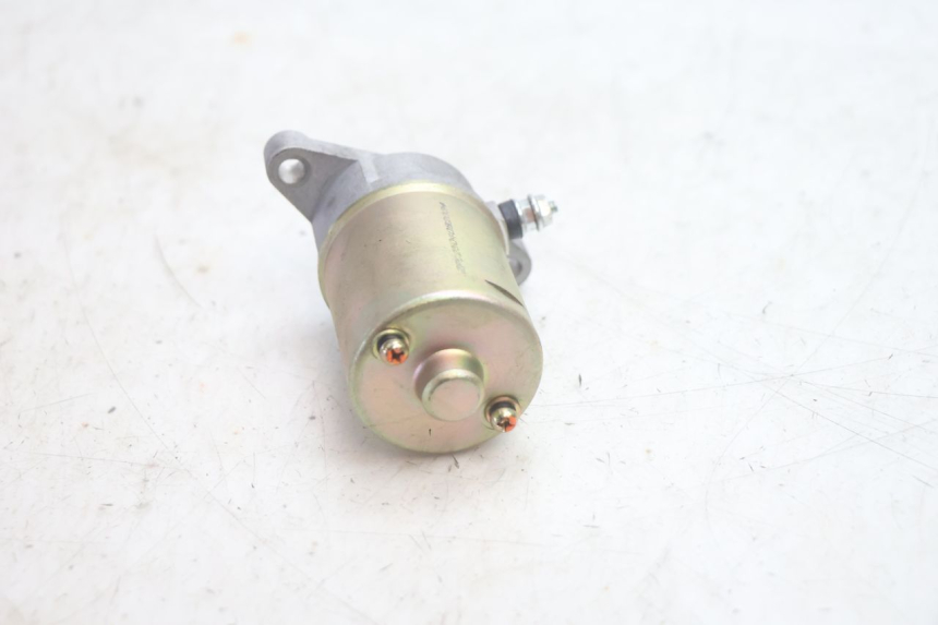 photo de STARTMOTOR JM MOTORS R-MAX TECH 50 (2024 - 2026) - Bevestigingspunten