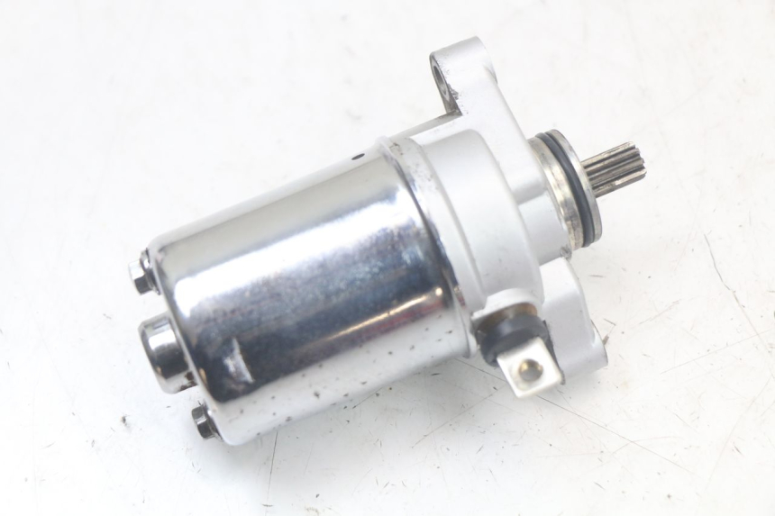 photo de STARTMOTOR KEEWAY RY6 2T 50 (2011 - 2019) - Technische close-up