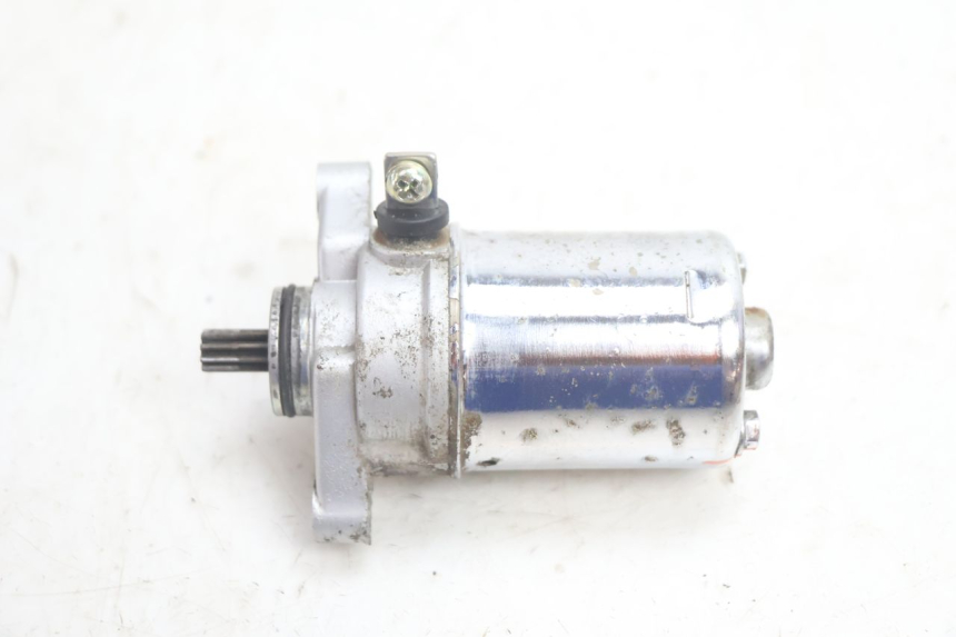 photo de STARTMOTOR KEEWAY RY6 2T 50 (2011 - 2019) - Hoofdaanzicht