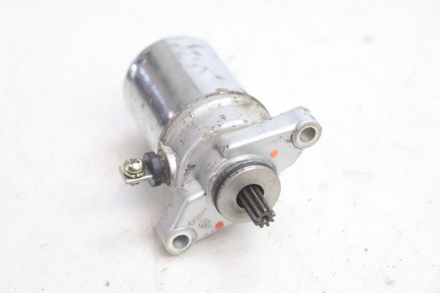 photo de STARTMOTOR KEEWAY RY6 2T 50 (2011 - 2019) - Technische close-up