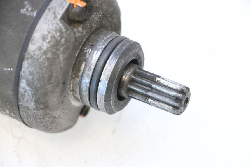 photo de STARTMOTOR PEUGEOT SATELIS COMPRESSOR K15 125 (2006 - 2009) - Andere kijkhoek