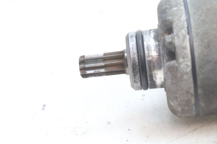 photo de STARTMOTOR PEUGEOT SATELIS 125 (2006 - 2009) - Detail van het onderdeel