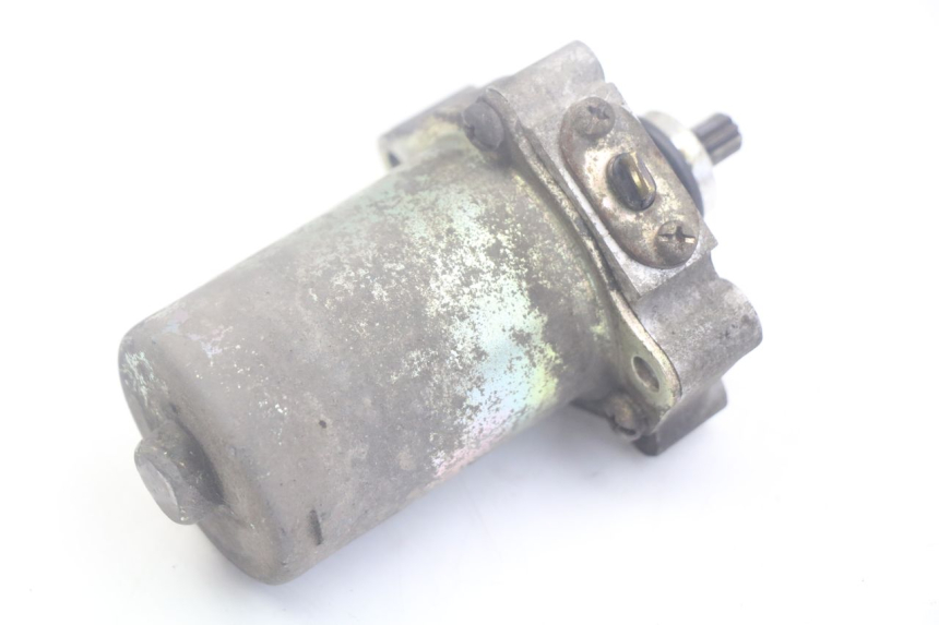 photo de STARTMOTOR APRILIA SCARABEO 100 (2003 - 2012) - Andere kijkhoek