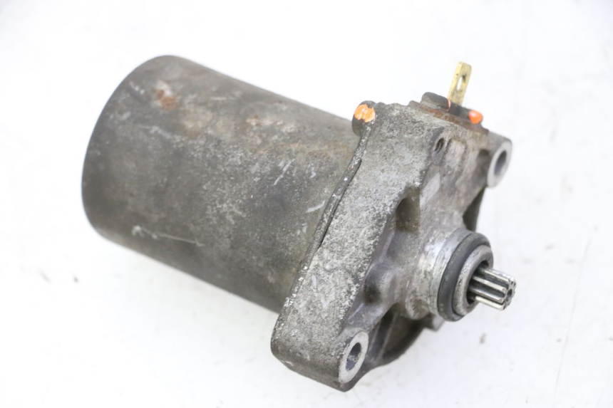photo de STARTMOTOR HONDA SCV LEAD 100 (2003 - 2007) - Hoofdaanzicht
