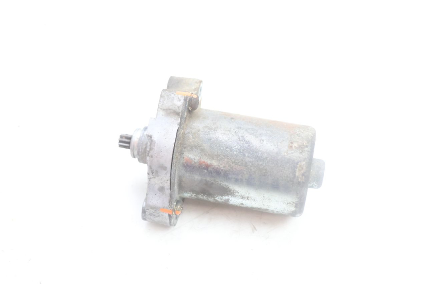photo de STARTMOTOR HONDA SCV LEAD 100 (2003 - 2007) - Detail van het onderdeel