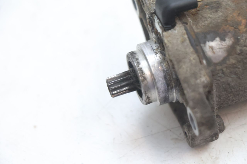 photo de STARTMOTOR PEUGEOT SPEEDFIGHT 2 AC 50 (2000 - 2009) - Detail van het onderdeel