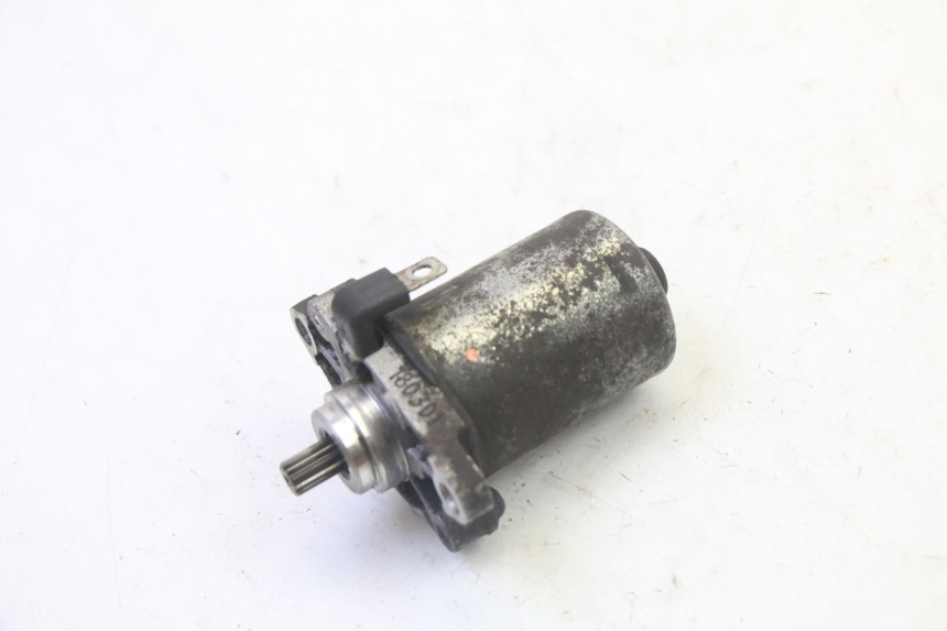 photo de STARTMOTOR APRILIA SR R 2T LC 50 (2018 - 2021) - Hoofdaanzicht