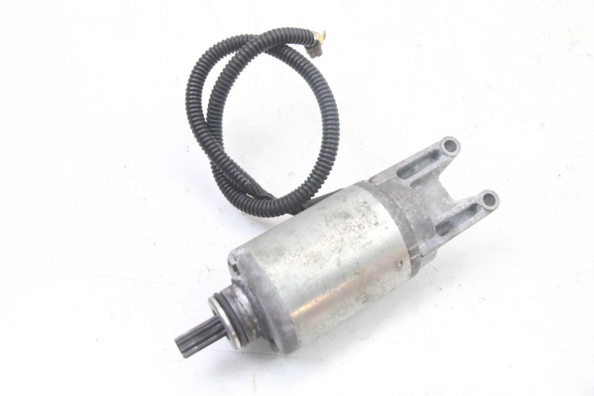 photo de STARTMOTOR SUZUKI GSF S BANDIT 600 (2000 - 2004) - Zoom op gebruiksstaat