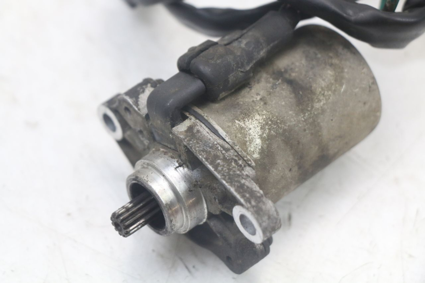 photo de STARTMOTOR PEUGEOT TKR TREKKER FURIOUS 50 (2005 - 2014) - Detail van het onderdeel