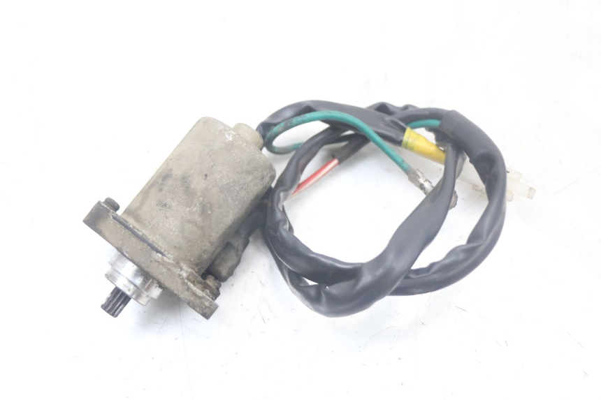 photo de STARTMOTOR PEUGEOT TKR TREKKER FURIOUS 50 (2005 - 2014) - Andere kijkhoek