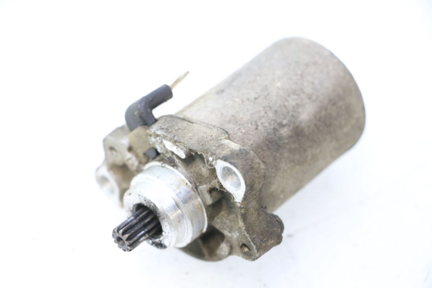 photo de STARTMOTOR PEUGEOT TKR TREKKER FURIOUS 50 (2005 - 2014) - Hoofdaanzicht