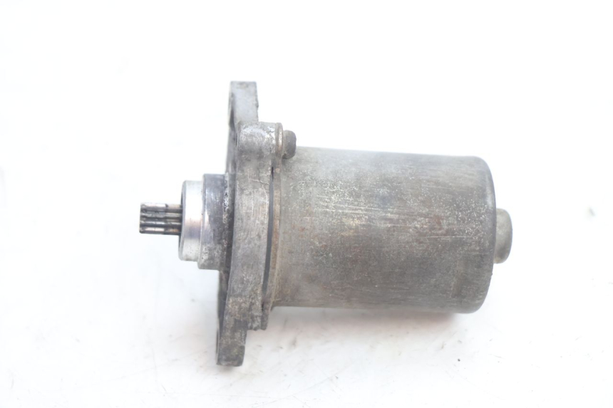 photo de STARTMOTOR PEUGEOT TREKKER 50 (1995 - 2004) - Zoom op gebruiksstaat