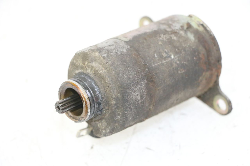 photo de STARTMOTOR PEUGEOT TWEET PRO CARGO 50 (2018 - 2022) - Detail van het onderdeel